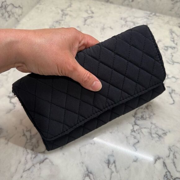 Vera Bradley Quilted Black Women's wallet Clutch - Picture 5 of 6